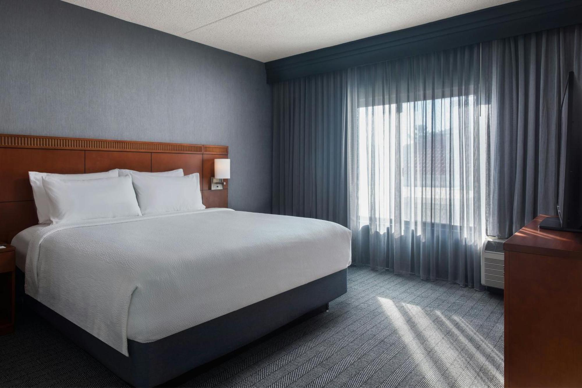Courtyard By Marriott Phoenix North Экстерьер фото
