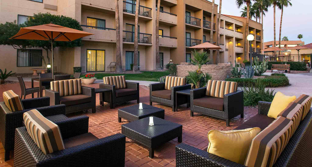 Courtyard By Marriott Phoenix North Экстерьер фото