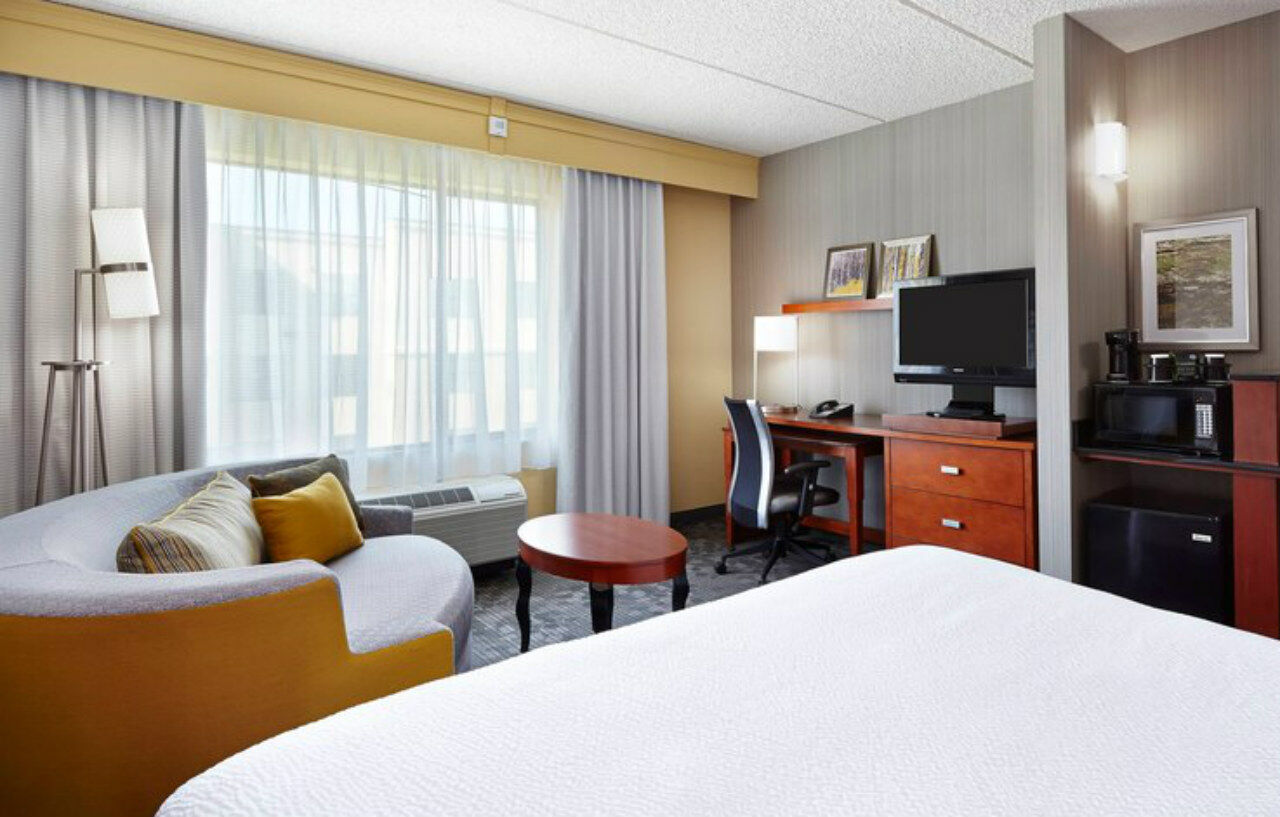 Courtyard By Marriott Phoenix North Экстерьер фото